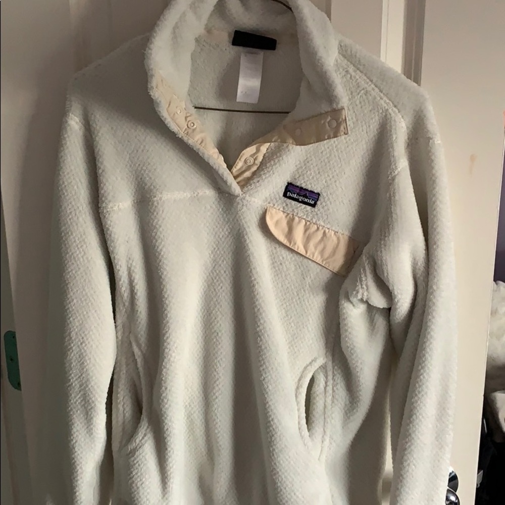 White Patagonia fleece